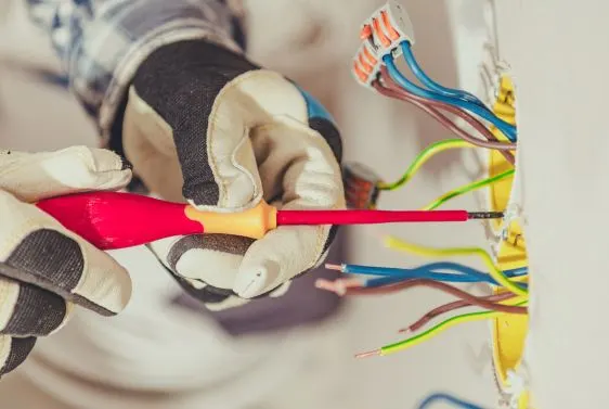 Tirage de ligne électrique dans une maison ou un appartement à Laon (02)